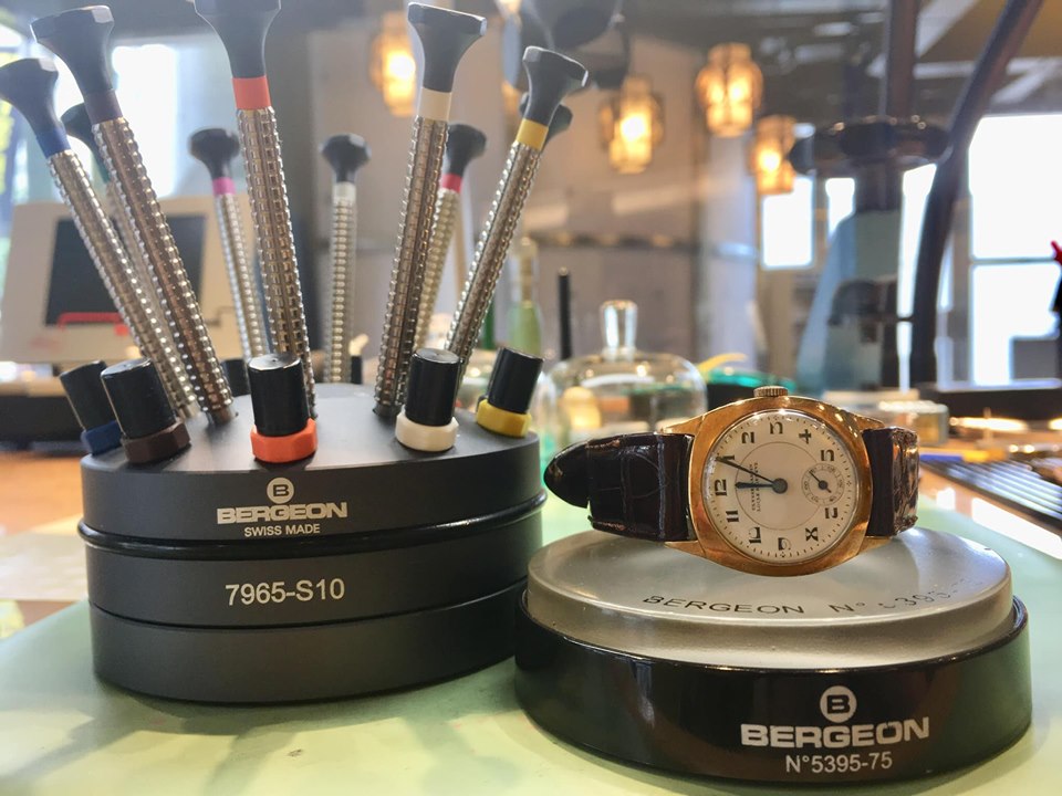 ユリスナルダン　オーバーホールにおける正規と民間の違い