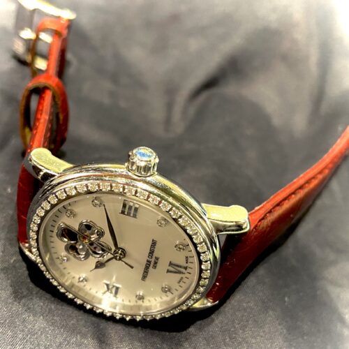 「時計 リューズ交換が必要な症状」