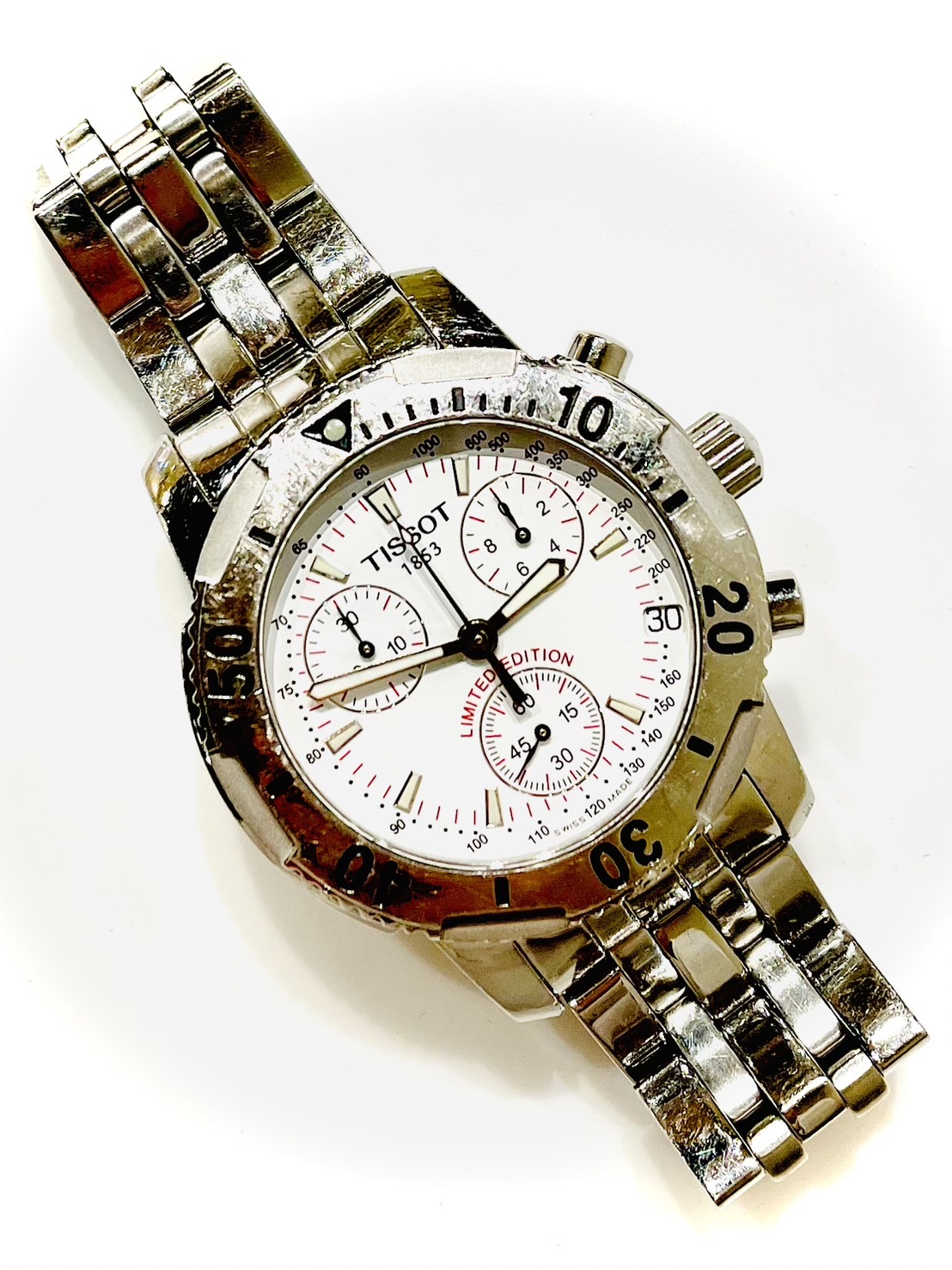 ティソ 腕時計修理の相場と依頼先の選び方