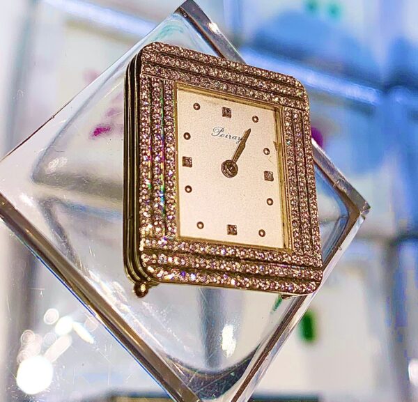 ポアレの時計修理でお困りですか？