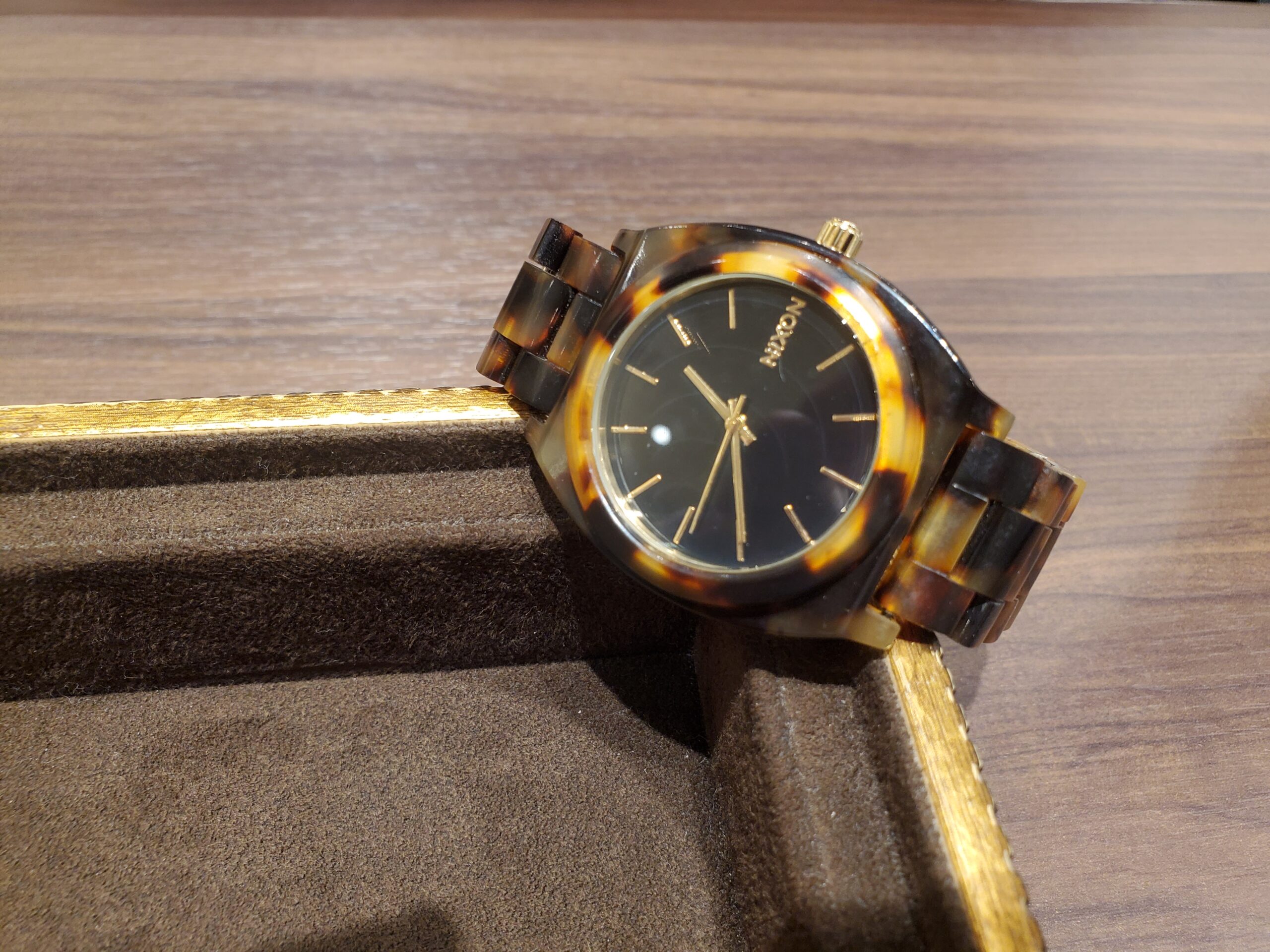 NIXON メンズ腕時計　ブラウン皮ベルト　電池交換済　極上品 NIXON - Nixon ニクソン 腕時計 電池交換済み 稼働品 プライベート